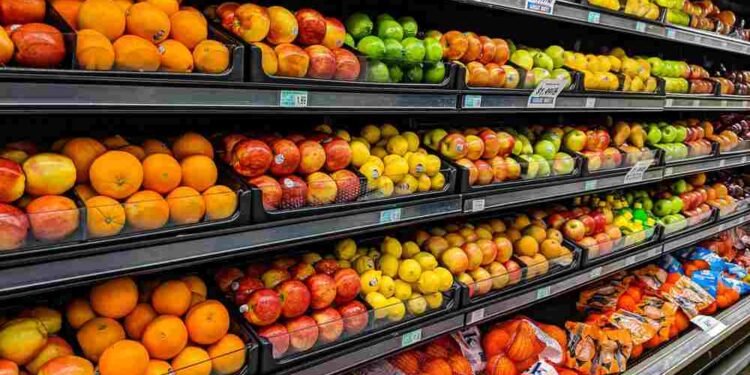 How Late is the Closest Grocery Store Open