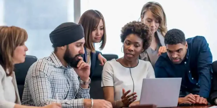 001-$az$-jjmc6dxkm9romzvobfnpew-2714288979