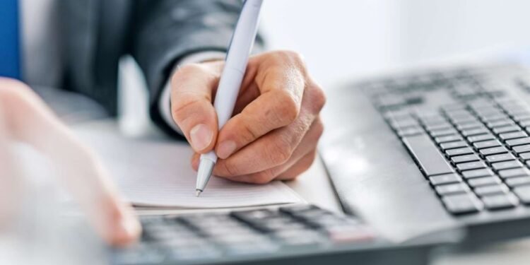 Understanding the Roles of a Tax Advisor