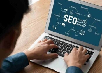 Comparative Analysis of SEO vs Traditional Advertising Techniques
